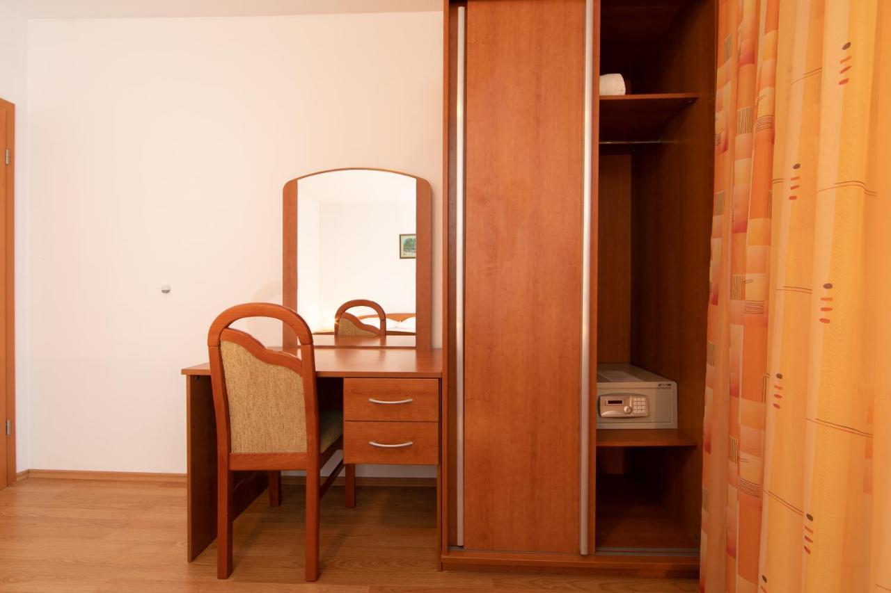 Apartmani Biser Tučepi Exteriér fotografie