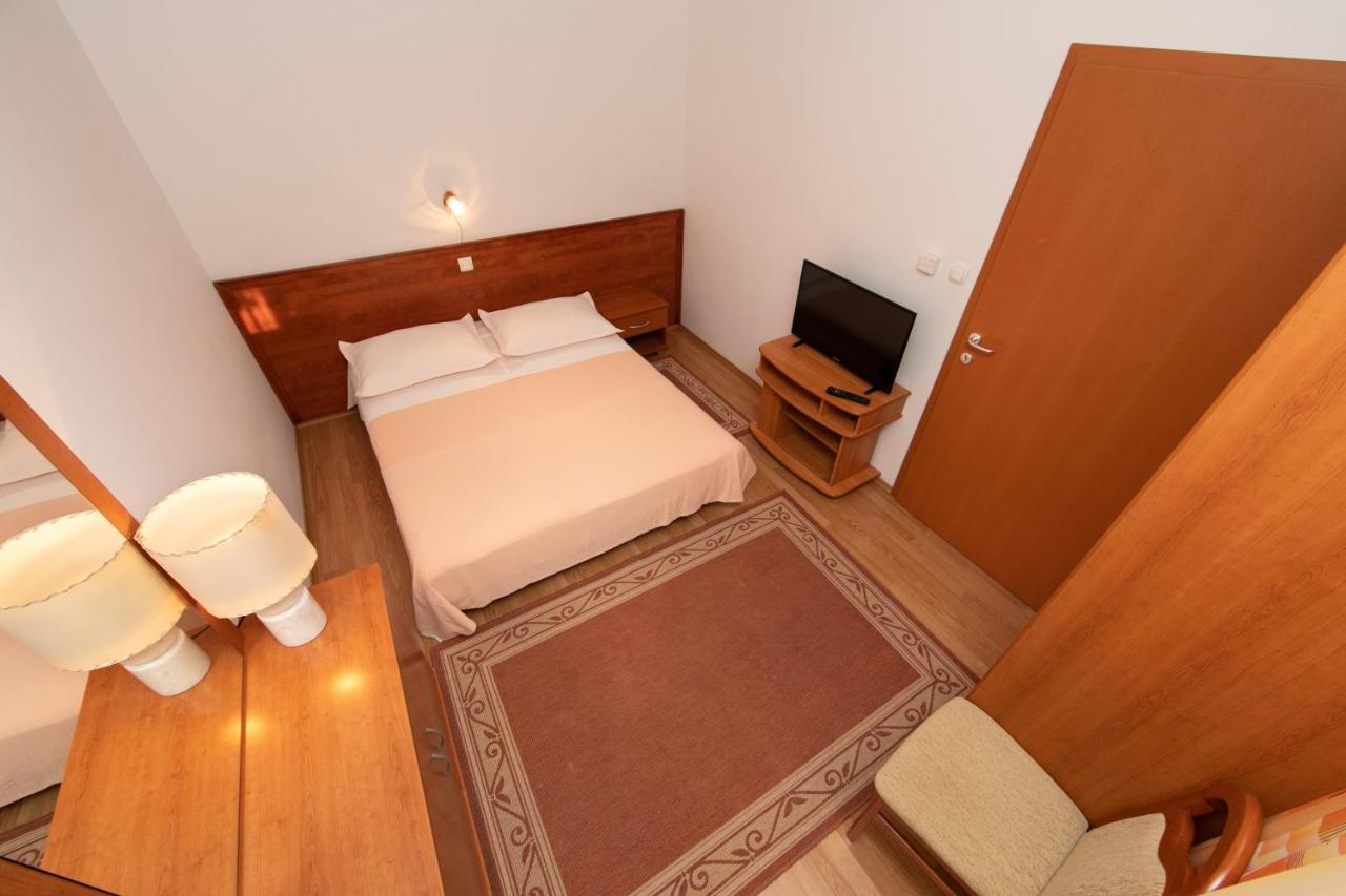 Apartmani Biser Tučepi Exteriér fotografie
