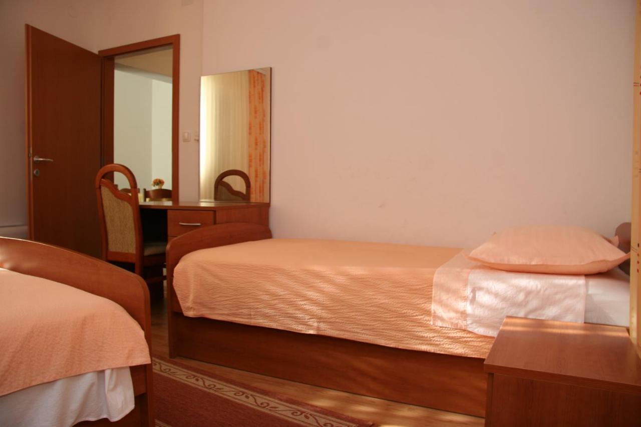 Apartmani Biser Tučepi Exteriér fotografie